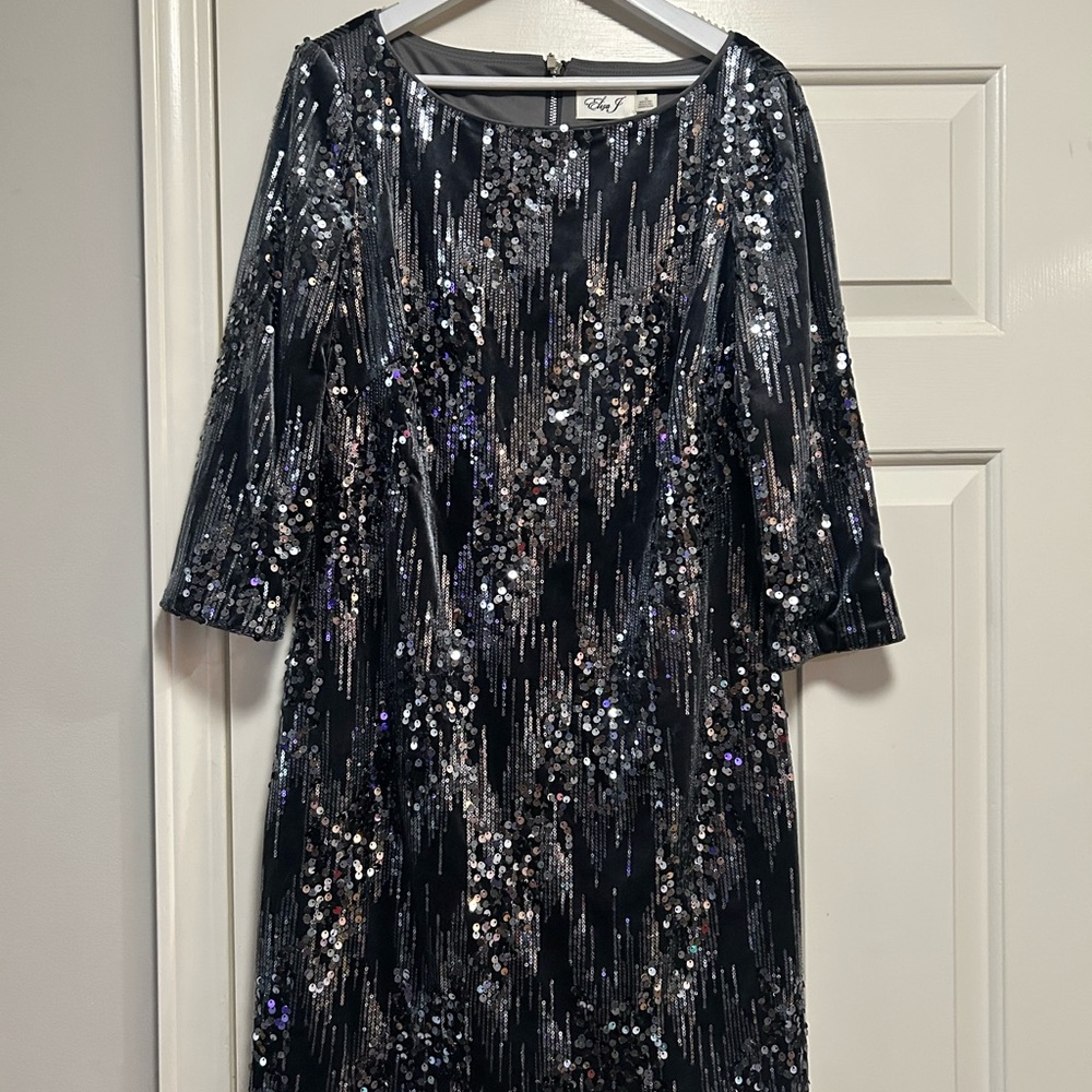Eliza J Grey Sequin Long Sleeve Dress